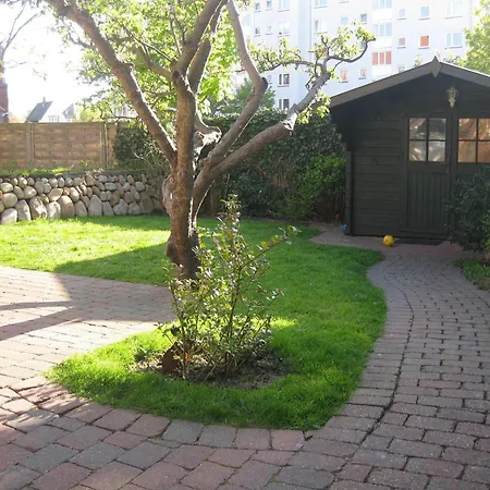 Holiday home Ferienhaus-hoppe-wohnung-01 *