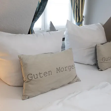 Ferienhaus-hoppe-wohnung-01 Holiday home Westerland